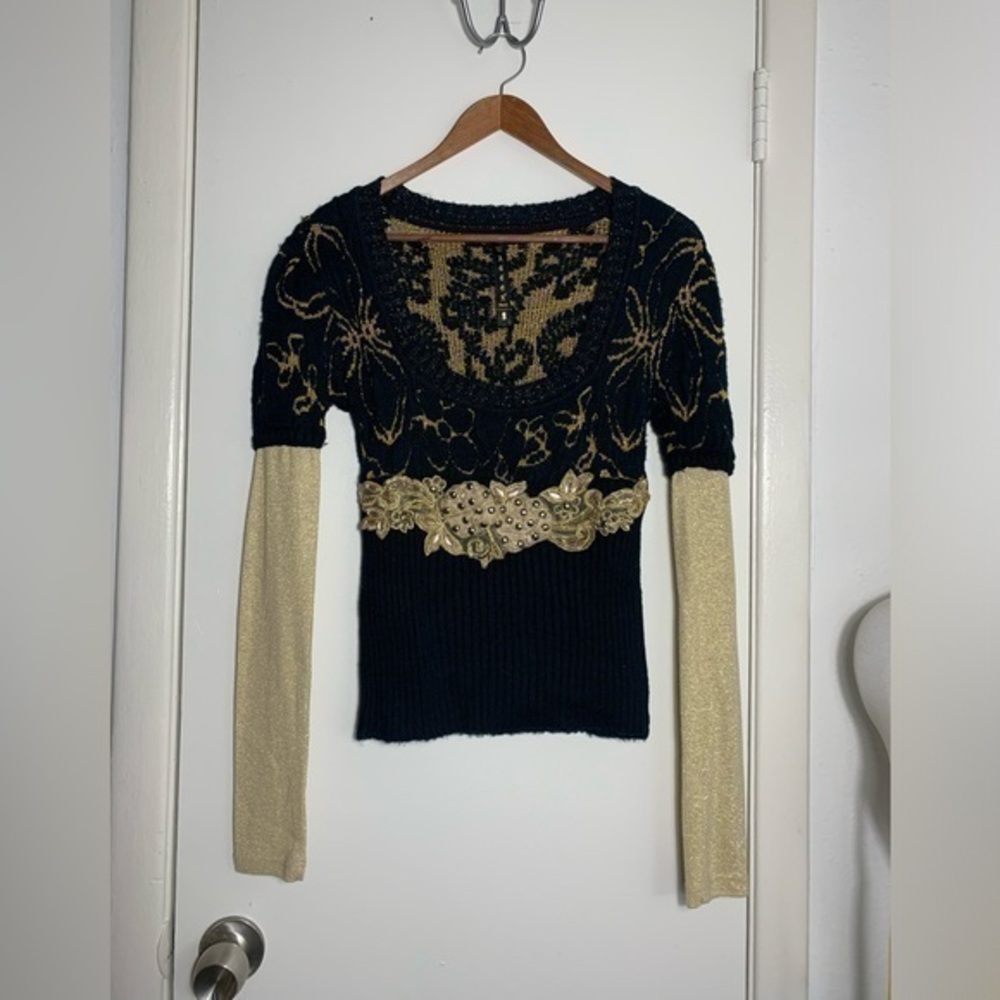 Vintage Waggon Gold and Black Sweater